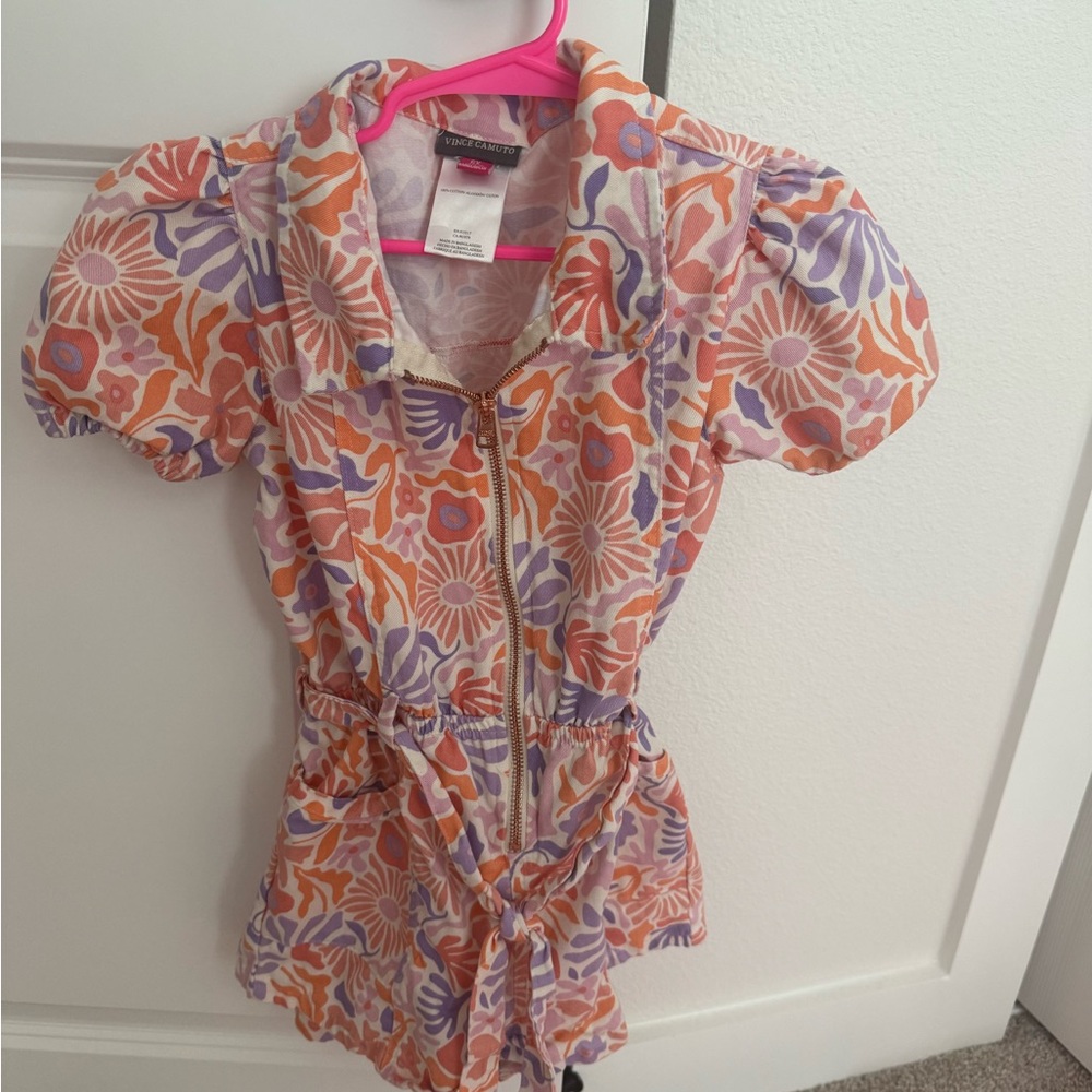 Vince Camuto Vibrant Patterned Garment